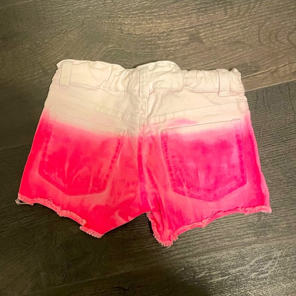 Cutest pair of shorts - Picture 2 of 2